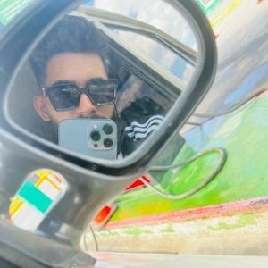 Meet your Posher, Adrian orlando